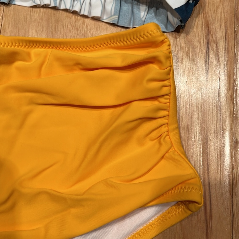 Cupshe Bikini - Picture 4 of 6